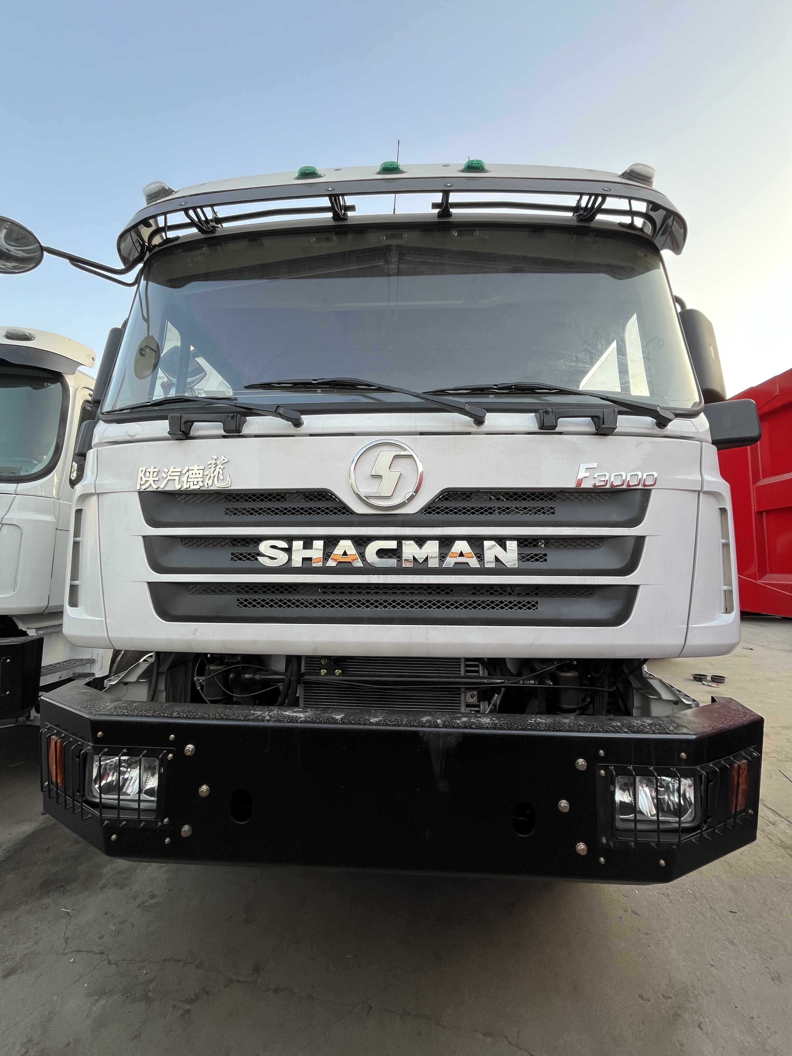 SHACMAN自卸车